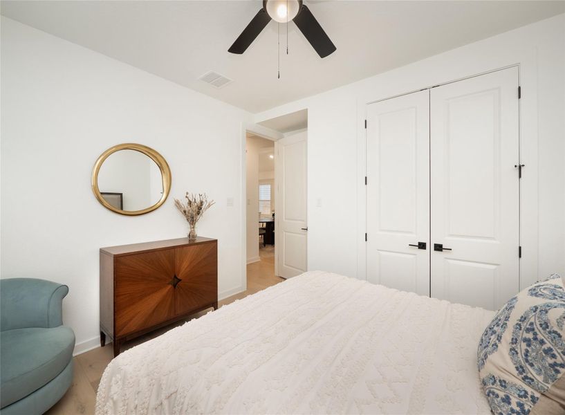 Furnished interior view inside a new home in , Lago Vista (Image 15). Furnished interior view inside a new home in , Lago Vista (Image 15).