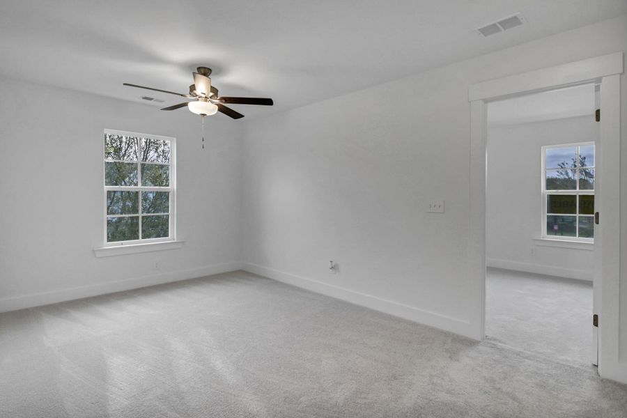 Spacious, unfurnished interior of a new home in Lake Carolina Townhomes, Columbia (Image 33).