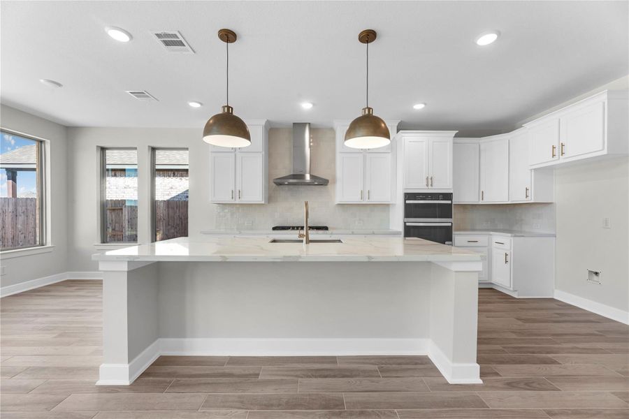 Furnished interior view inside a new home in Lago Mar, Texas City (Image 3).