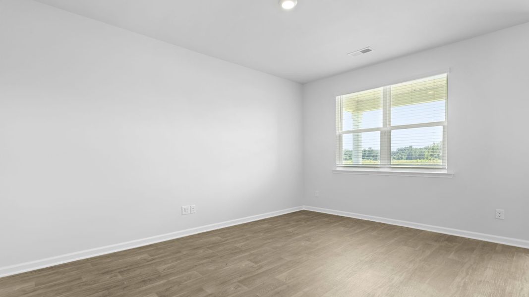 Representative unfurnished interior of a home built from the ARIA by D.R. Horton in The Ranch, Holly Hill (Image 13).