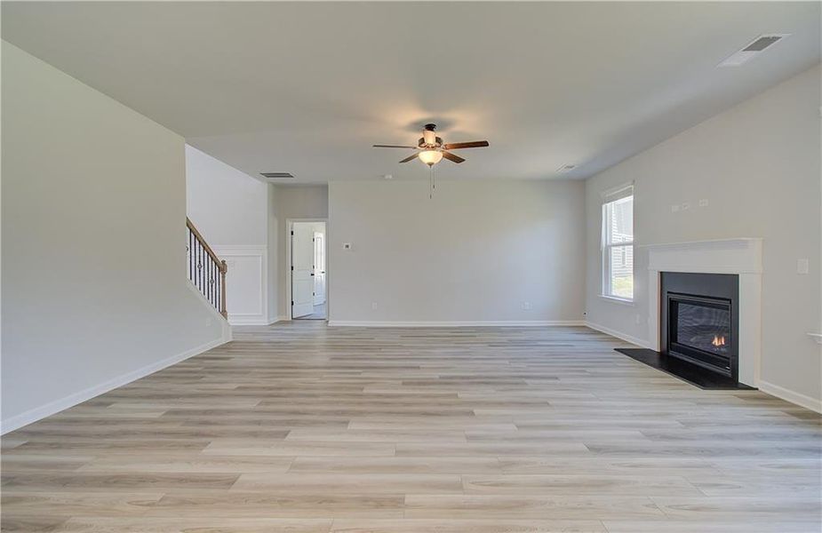 Spacious, unfurnished interior of a new home in Grandview at Millers Mill, Stockbridge (Image 10).