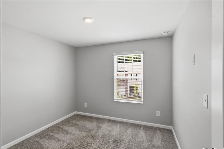 Spacious, unfurnished interior of a new home in , Atlanta (Image 13).
