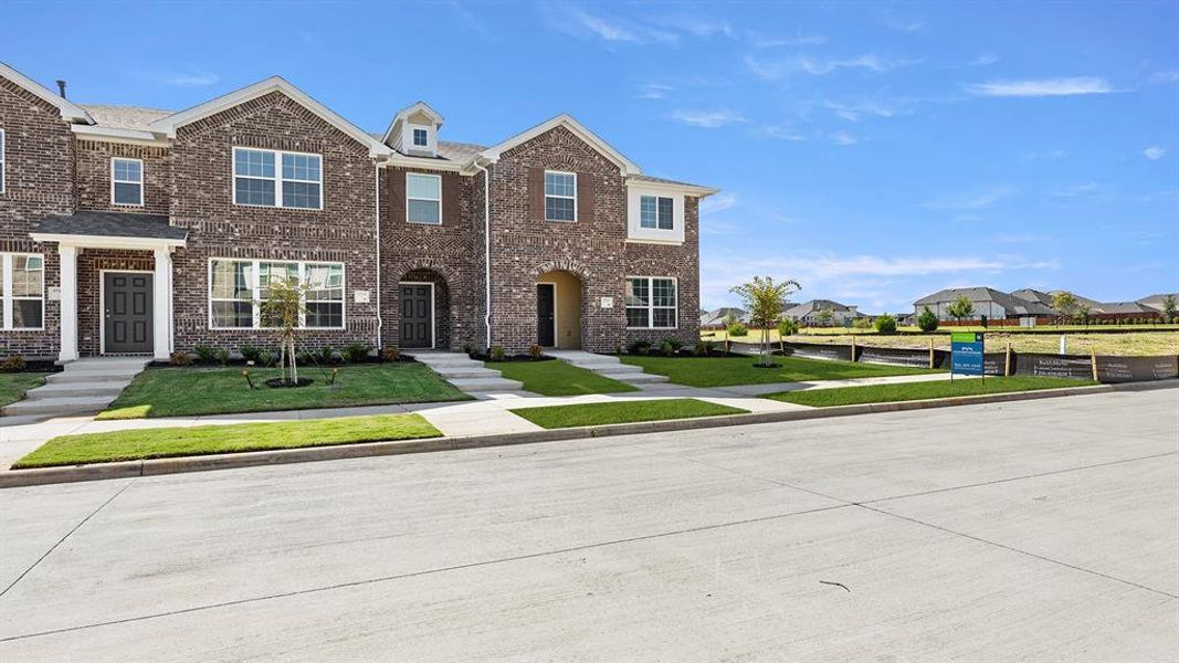 03. 3717 Star Mesa - Front (2)