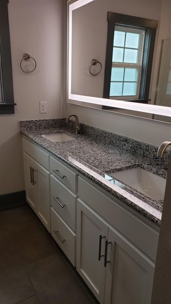 Representative furnished interior of a home built from the Plan 1808 by Adams Homes in Downtown Pensacola, Pensacola (Image 7).