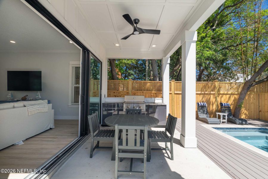Exterior details and patio area of a home in , Jacksonville Beach (Image 30).