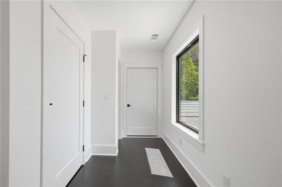 Spacious, unfurnished interior of a new home in , Roswell (Image 52).