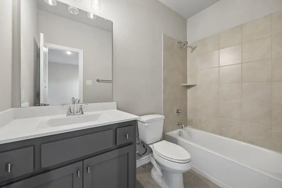 Furnished interior view inside a new home in Mayfield Farms, Arlington (Image 12).