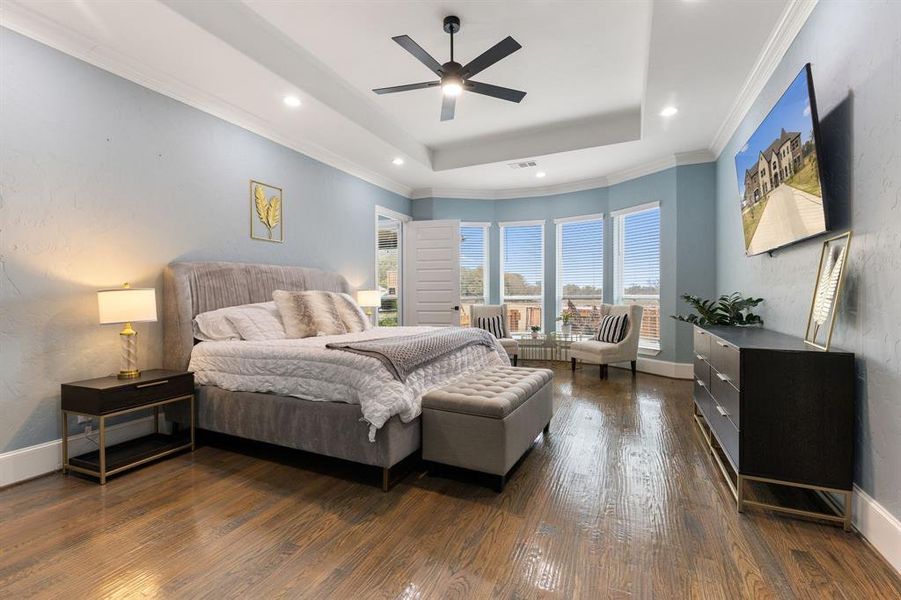 Furnished interior view inside a new home in , Royse City (Image 17).