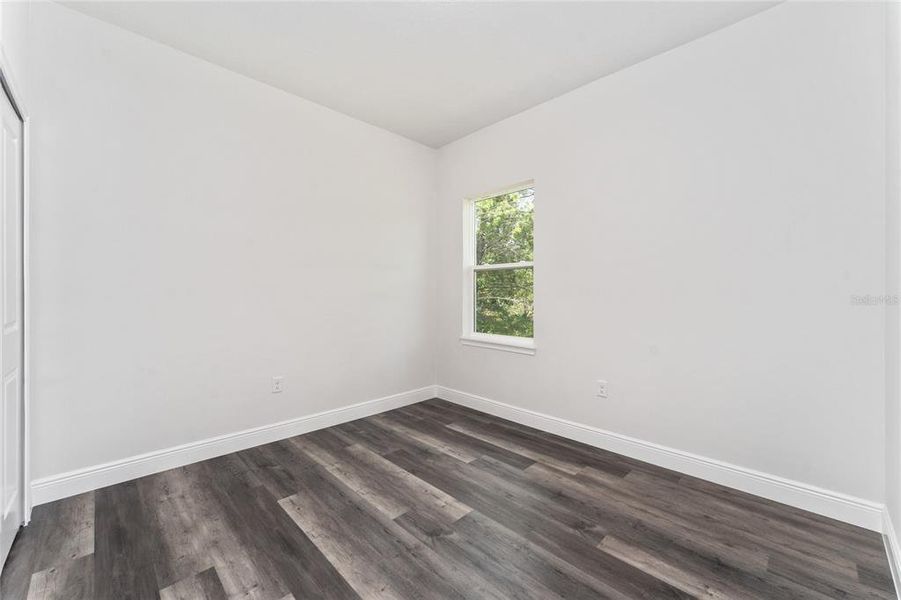 Spacious, unfurnished interior of a new home in , Ocala (Image 26).