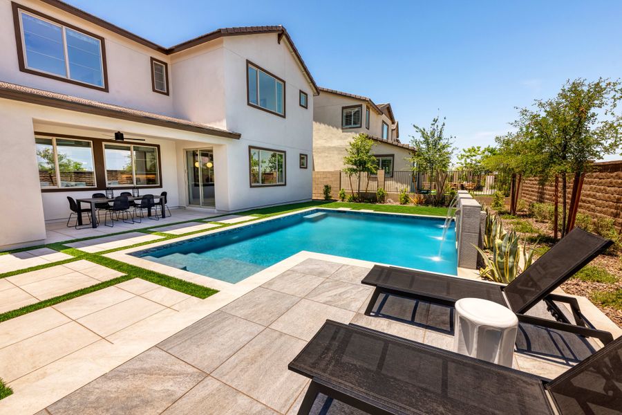 Representative exterior details of a home built from the Laurel Plan 4002 by Tri Pointe Homes in Waterston Central, Gilbert (Image 4).