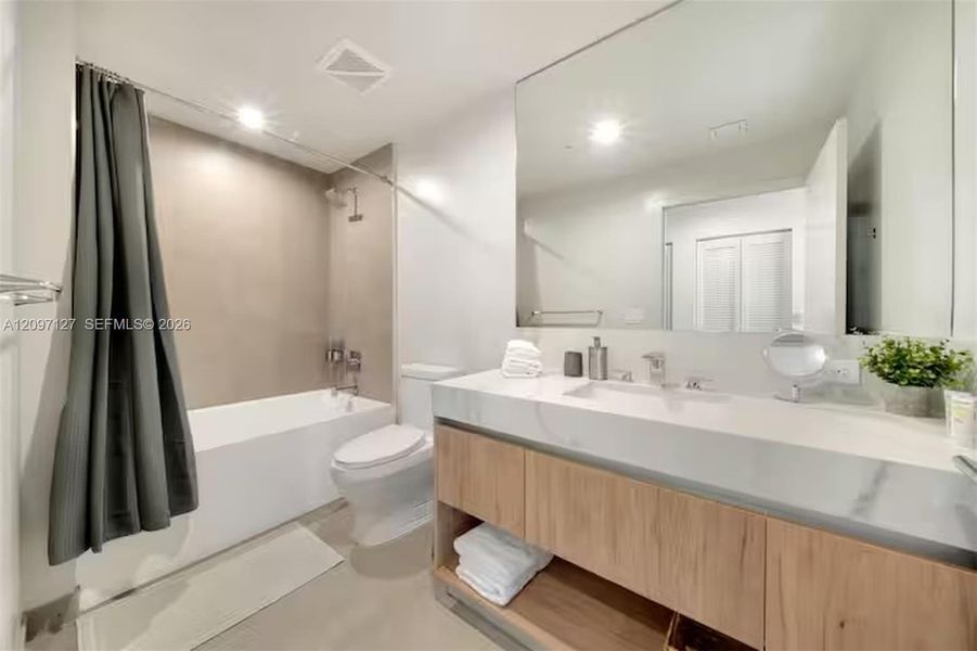 Furnished interior view inside a new home in , Miami (Image 6).