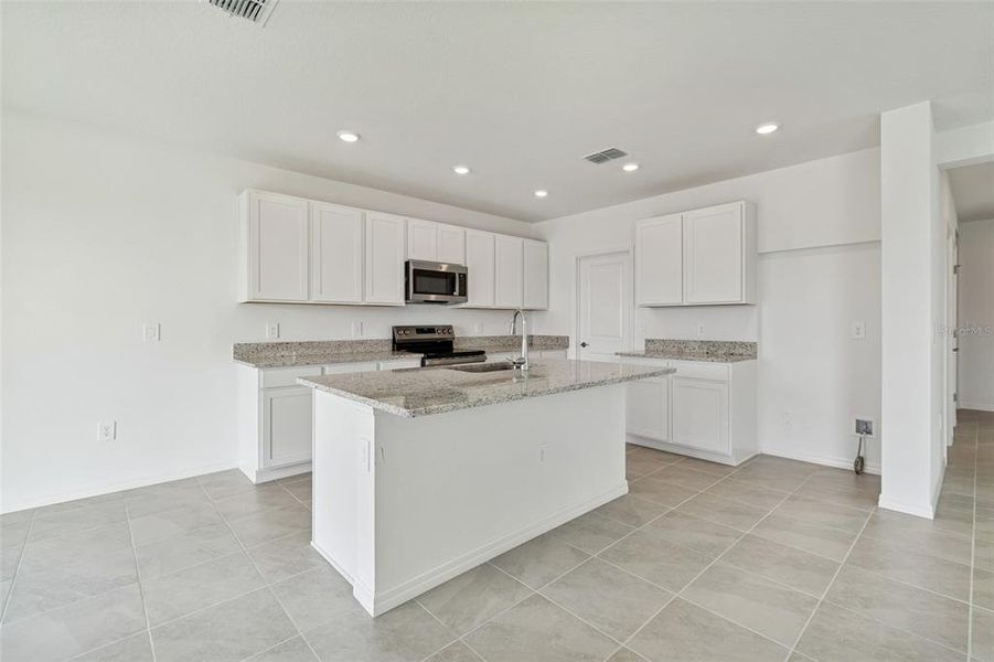 Furnished interior view inside a new home in Southpointe, Palmetto (Image 7).