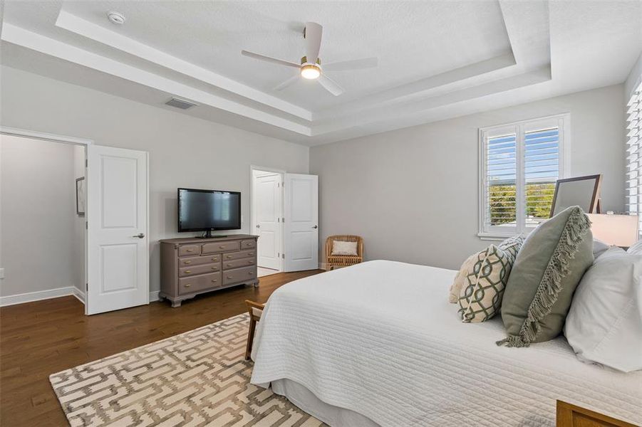 Furnished interior view inside a new home in , Tampa (Image 51).