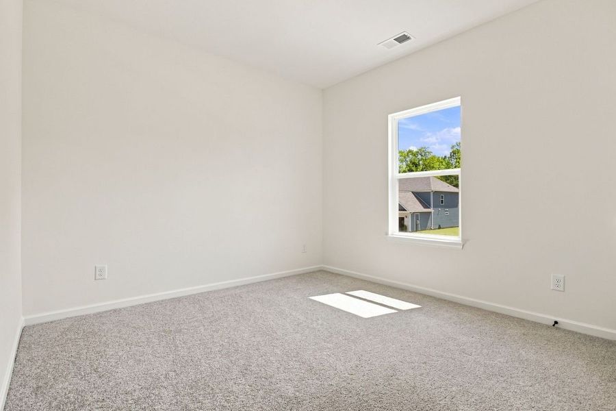 Spacious, unfurnished interior of a new home in Hampshire Hills, Columbia (Image 28).