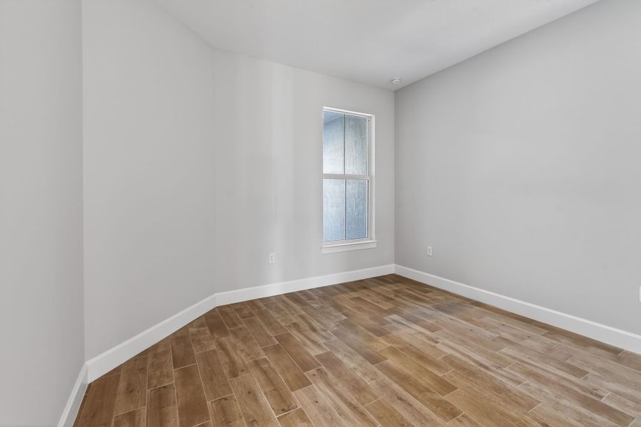 Spacious, unfurnished interior of a new home in Costa Pointe, Vero Beach (Image 51).