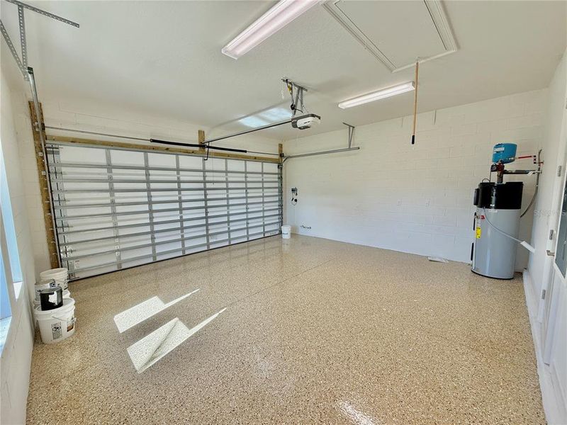 Spacious, unfurnished interior of a new home in Veranda Bay, Flagler Beach (Image 51).