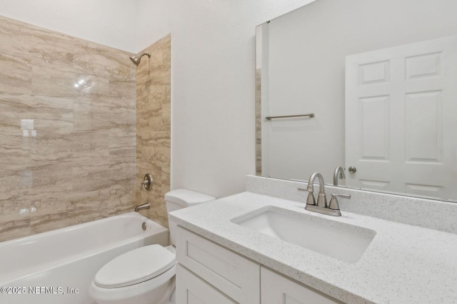 Furnished interior view inside a new home in , Middleburg (Image 13).