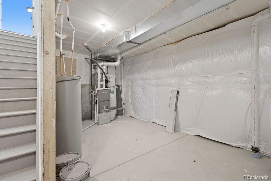 697 Bradley Circle ~ Ready Now