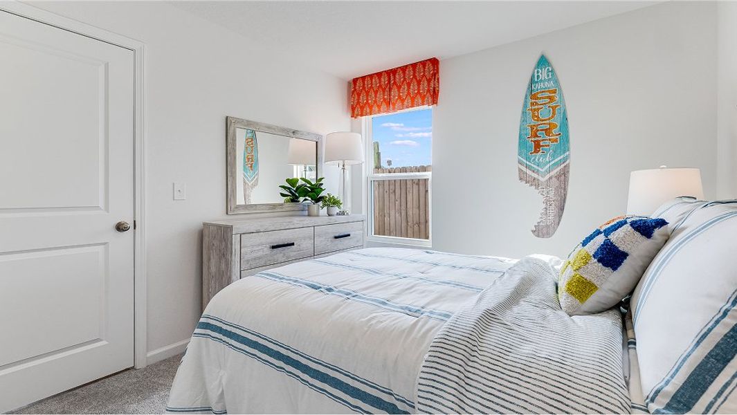 Grove CORE 3320 Newlin Bed2 1of3 Base2 4 15 25