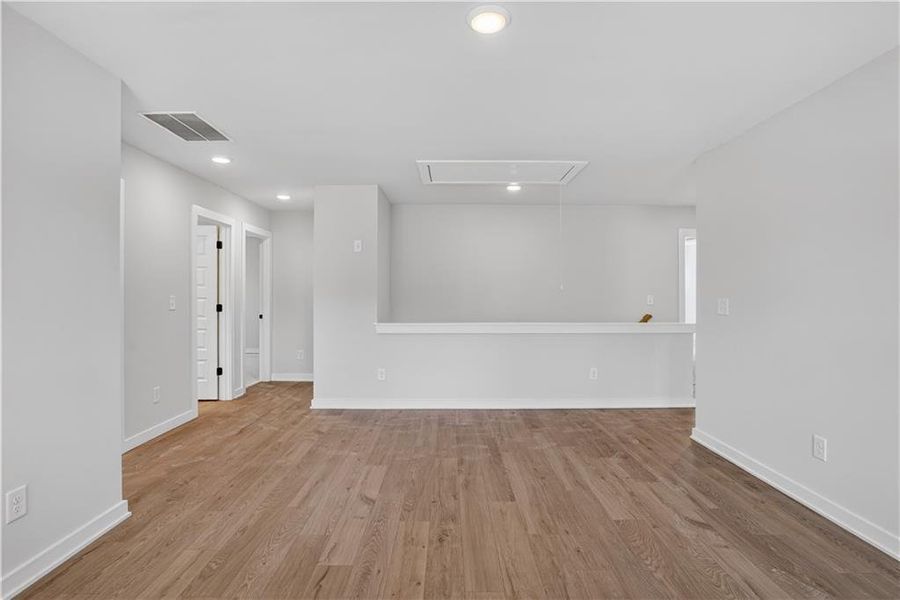 Spacious, unfurnished interior of a new home in , Villa Rica (Image 23).