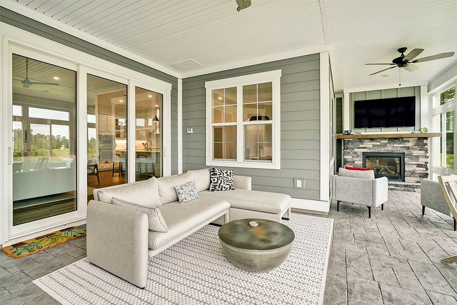 Bar Harbour II, Enclosed Loggia