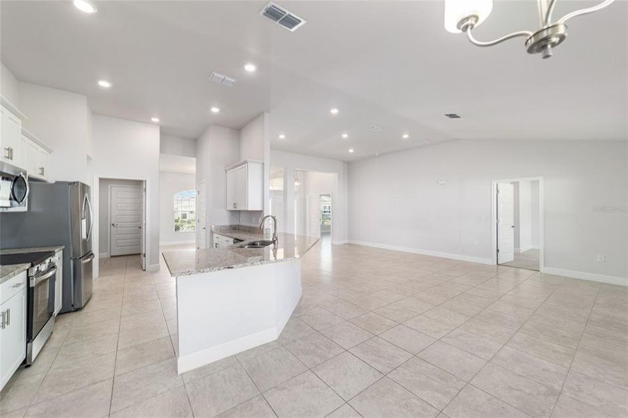 Image 74 of a home in Brookhaven.