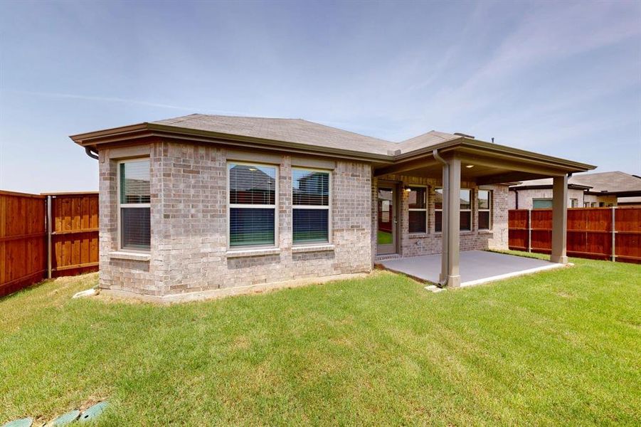 Front exterior of a new home in Sanderos, Fort Worth, TX, highlighting curb appeal (Image 20). Front exterior of a new home in Sanderos, Fort Worth, TX, highlighting curb appeal (Image 20).