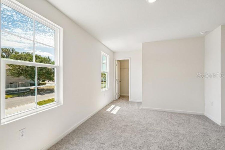 Spacious, unfurnished interior of a new home in Baywood Hills, Alachua (Image 15).