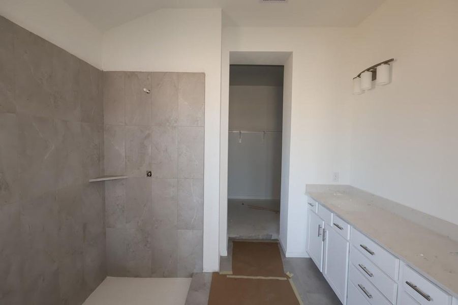 Furnished interior view inside a new home in Escondido 50' Homesites, Magnolia (Image 4). Furnished interior view inside a new home in Escondido 50' Homesites, Magnolia (Image 4).