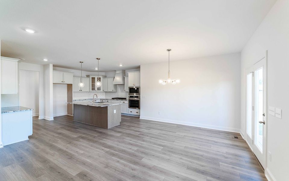 Image 24 of a home in Aden Woods.