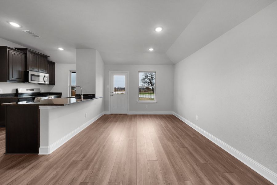Spacious, unfurnished interior of a new home in Stonecreek, Sulphur Springs (Image 18). Spacious, unfurnished interior of a new home in Stonecreek, Sulphur Springs (Image 18).