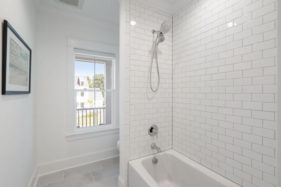 Image 100 of a home in .