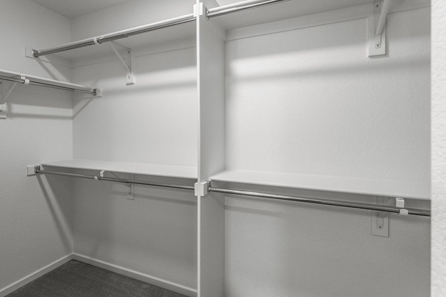 Spacious, unfurnished interior of a new home in Prairie Song, Windsor (Image 26).