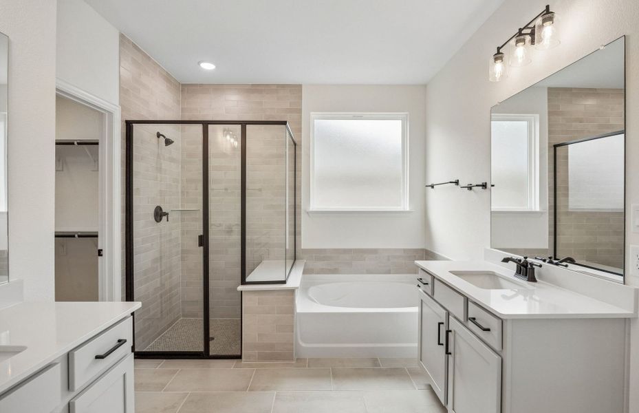 Representative furnished interior of a home built from the Sanford by Pulte Homes in Ribbonwood, Aubrey (Image 11).