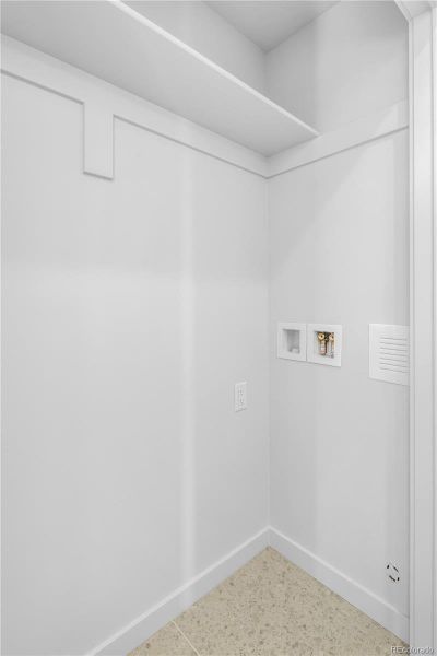 Spacious, unfurnished interior of a new home in , Denver (Image 33).