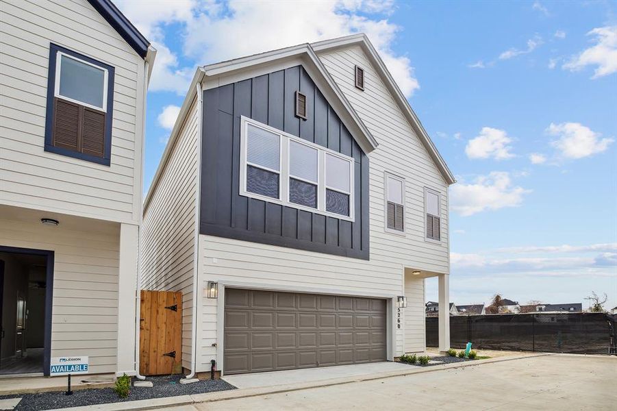 Experience the joy of a newconstruction townhome by LegionBuilders, where comfort, style andconvenience come together to createthe perfect place to call home!