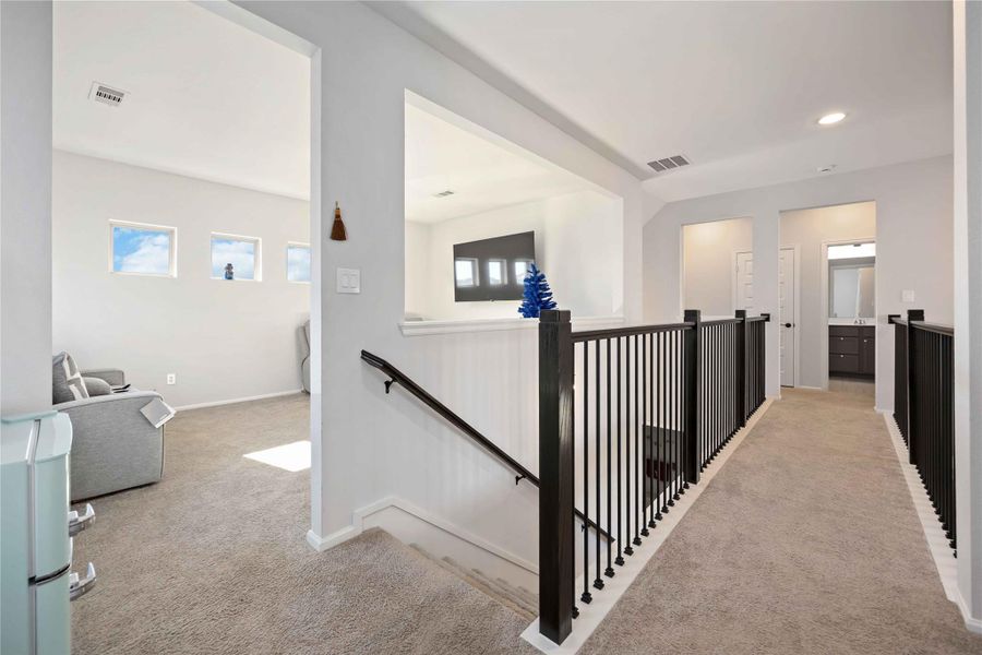 Furnished interior view inside a new home in Cross Creek West 45', Fulshear (Image 25).