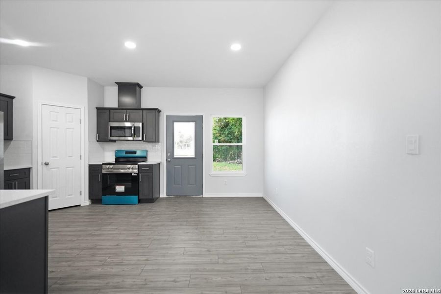 Spacious, unfurnished interior of a new home in , Beeville (Image 22).