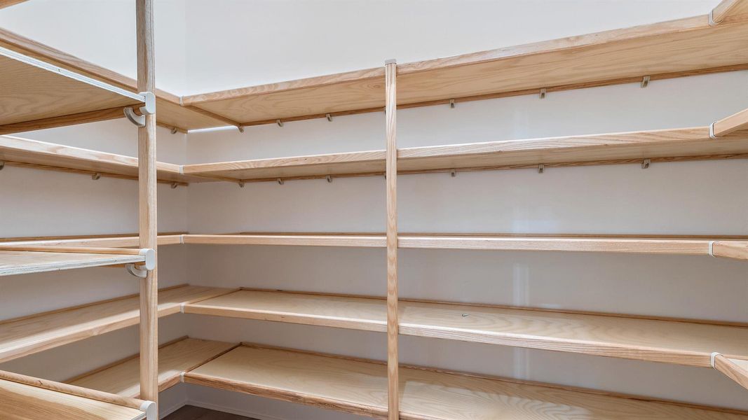 Spacious, unfurnished interior of a new home in Artistry Palm Beach, Palm Beach Gardens (Image 25).