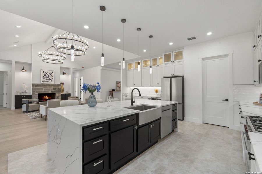 Furnished interior view inside a new home in , Bandera (Image 32).