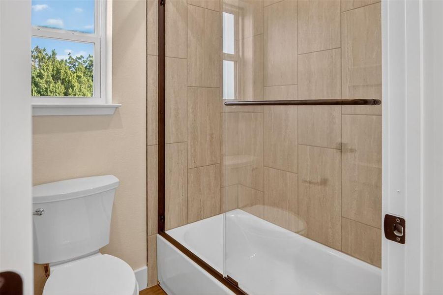 Jack and Jill tile bath