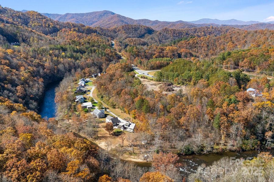 Natural landscape and outdoor views near  in Cullowhee (Image 31).