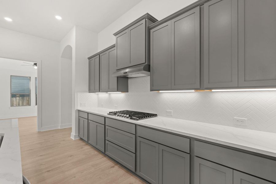 Stunning finishes in Light & Bright Kitchen - Representative Photo Stunning finishes in Light & Bright Kitchen - Representative Photo