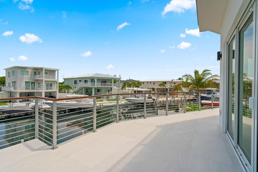 Condo located in Key Largo, FL showcasing its design and architecture (Image 45).