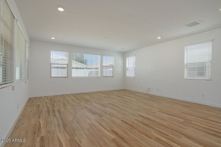 Tri Pointe Terraza 92 - Great Room and D Tri Pointe Terraza 92 - Great Room and D