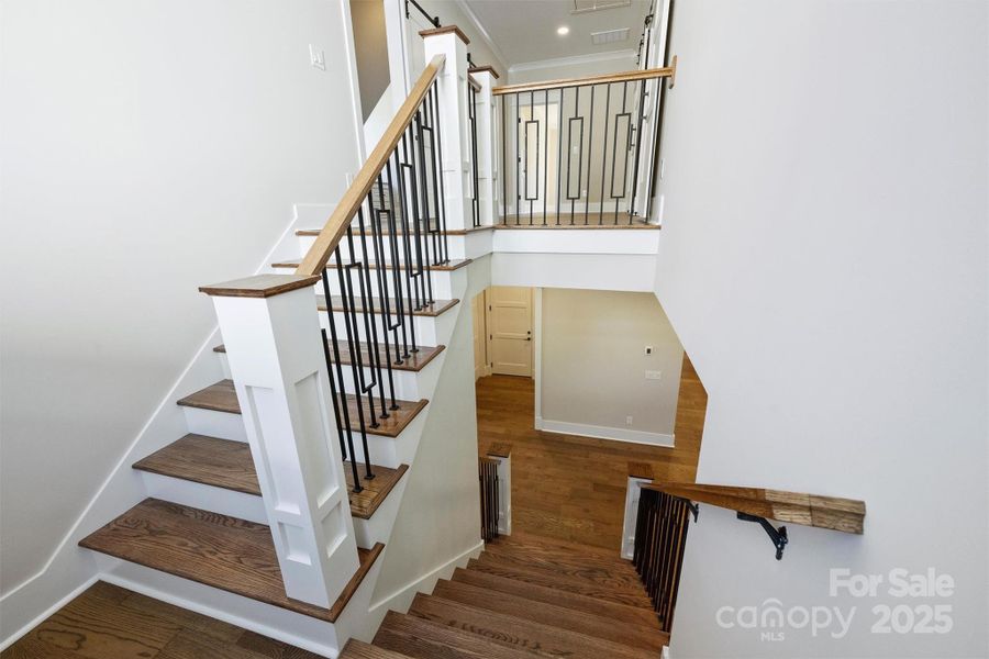 Image 44 of a home in .