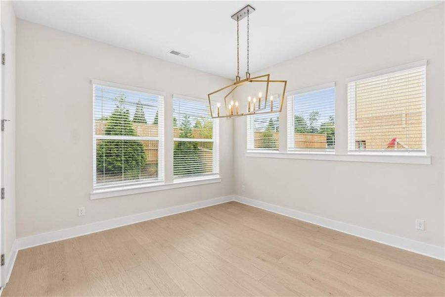 Spacious, unfurnished interior of a new home in Havencroft, Woodstock (Image 19). Spacious, unfurnished interior of a new home in Havencroft, Woodstock (Image 19).
