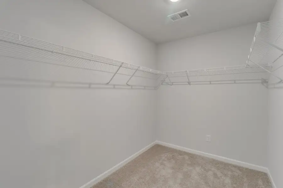 Spacious, unfurnished interior of a new home in Killians Crossing, Blythewood (Image 28).