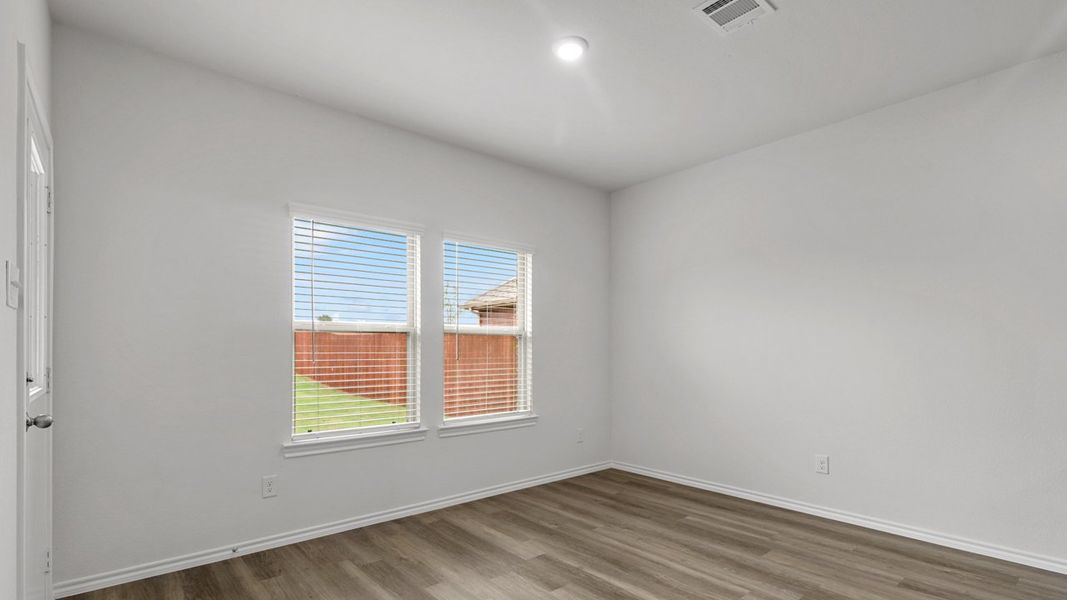 Spacious, unfurnished interior of a new home in Wildcat Ranch, Crandall (Image 14). Spacious, unfurnished interior of a new home in Wildcat Ranch, Crandall (Image 14).