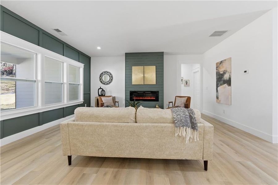 Furnished interior view inside a new home in , Cartersville (Image 18).